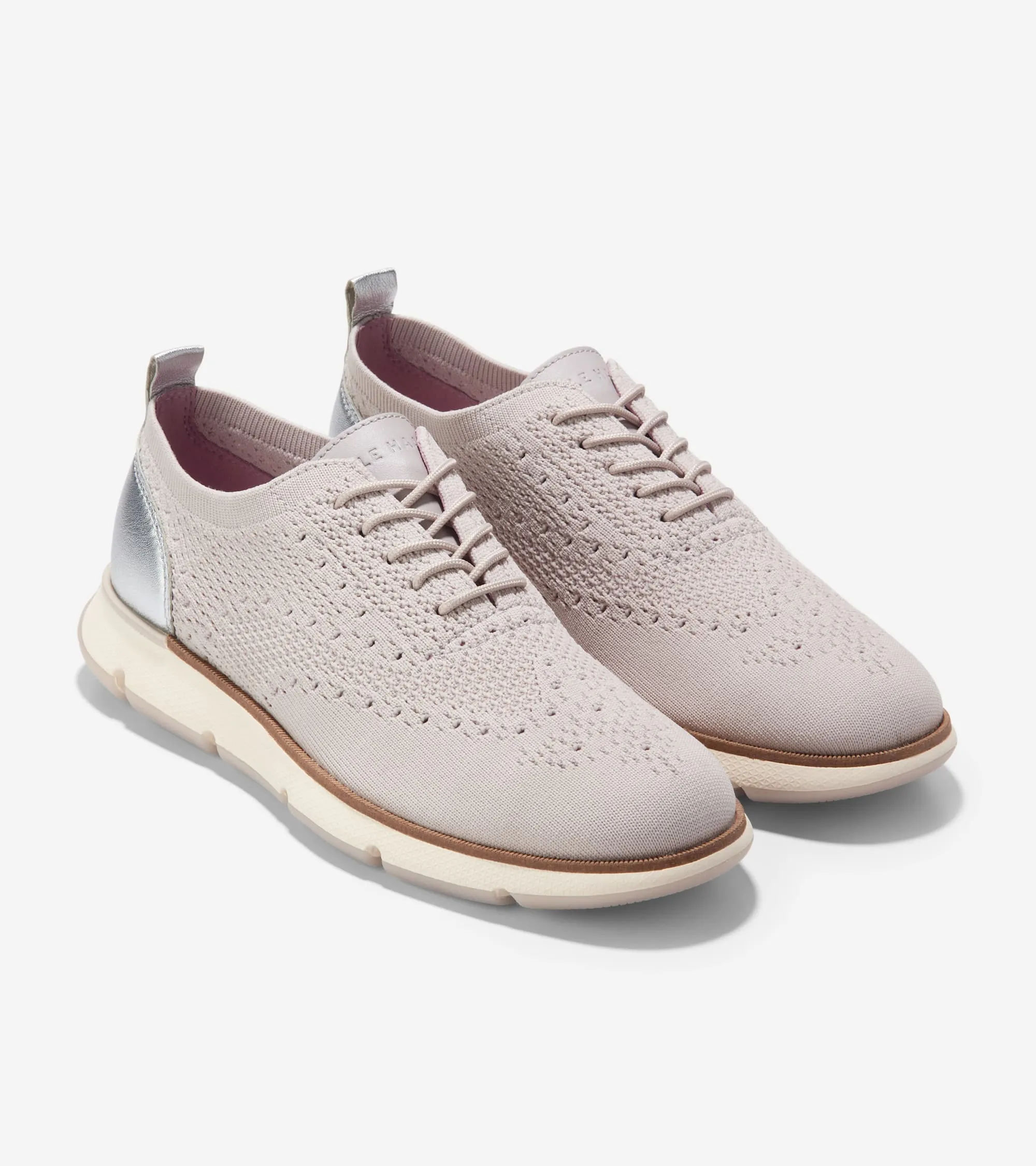 4.ZERØGRAND Stitchlite™ Oxford