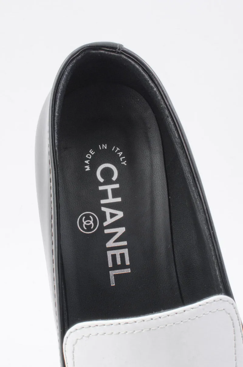PATENT LEATHER LOAFERS