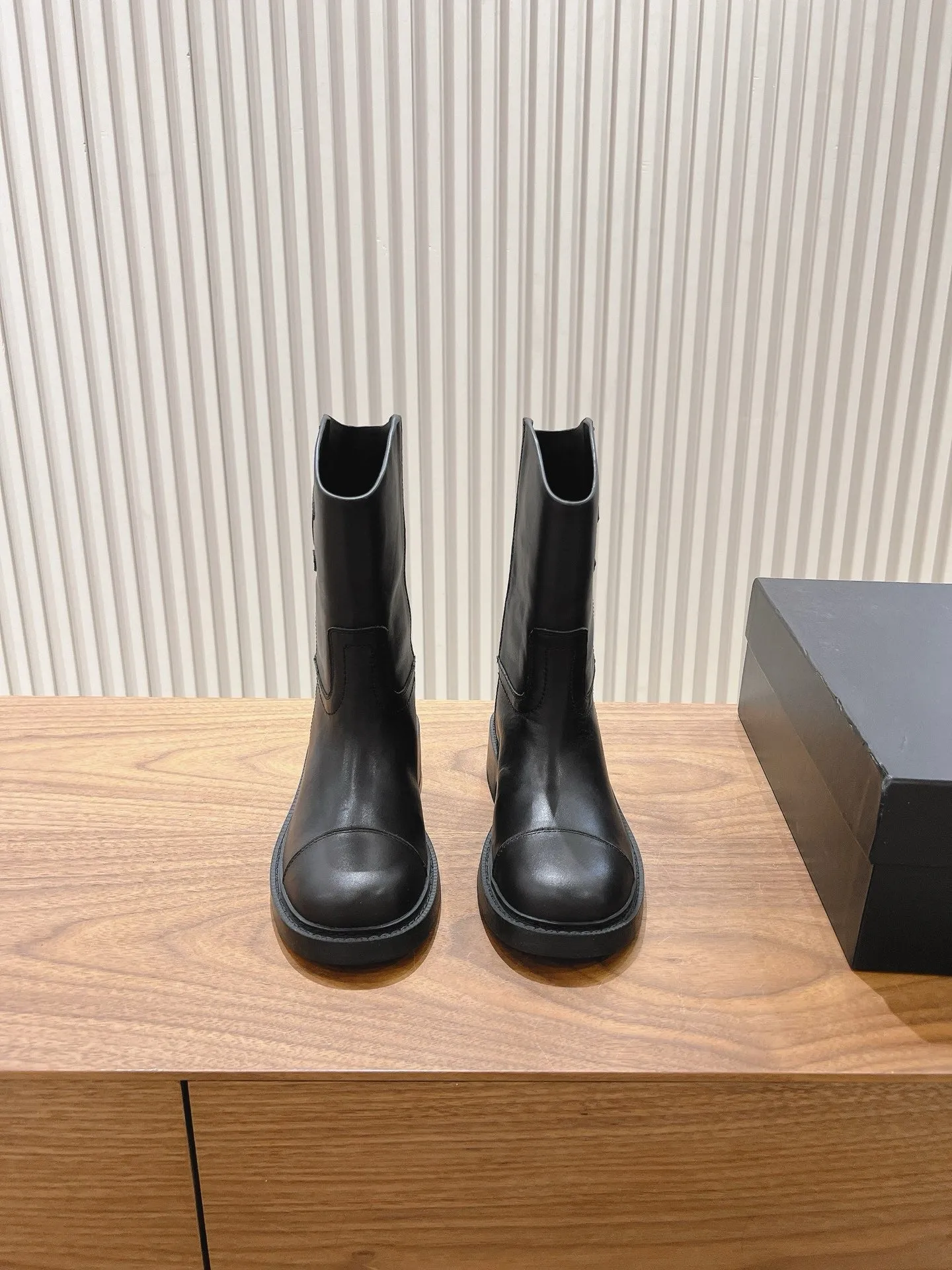 SE1484 CC Short Boots / Size5-10