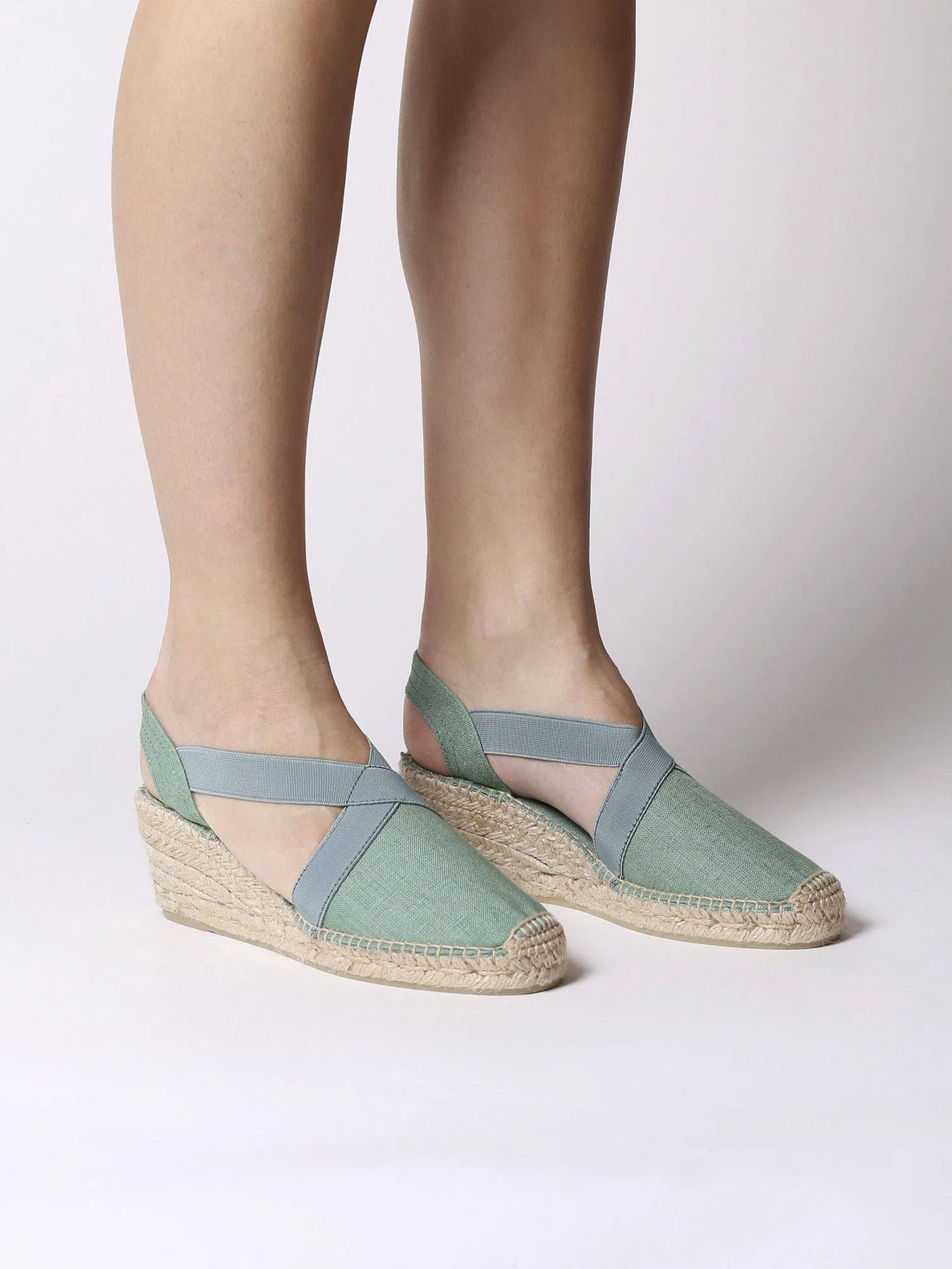 Toni Pons Ter Vegan Closed Toe Linen Wedge Espadrille