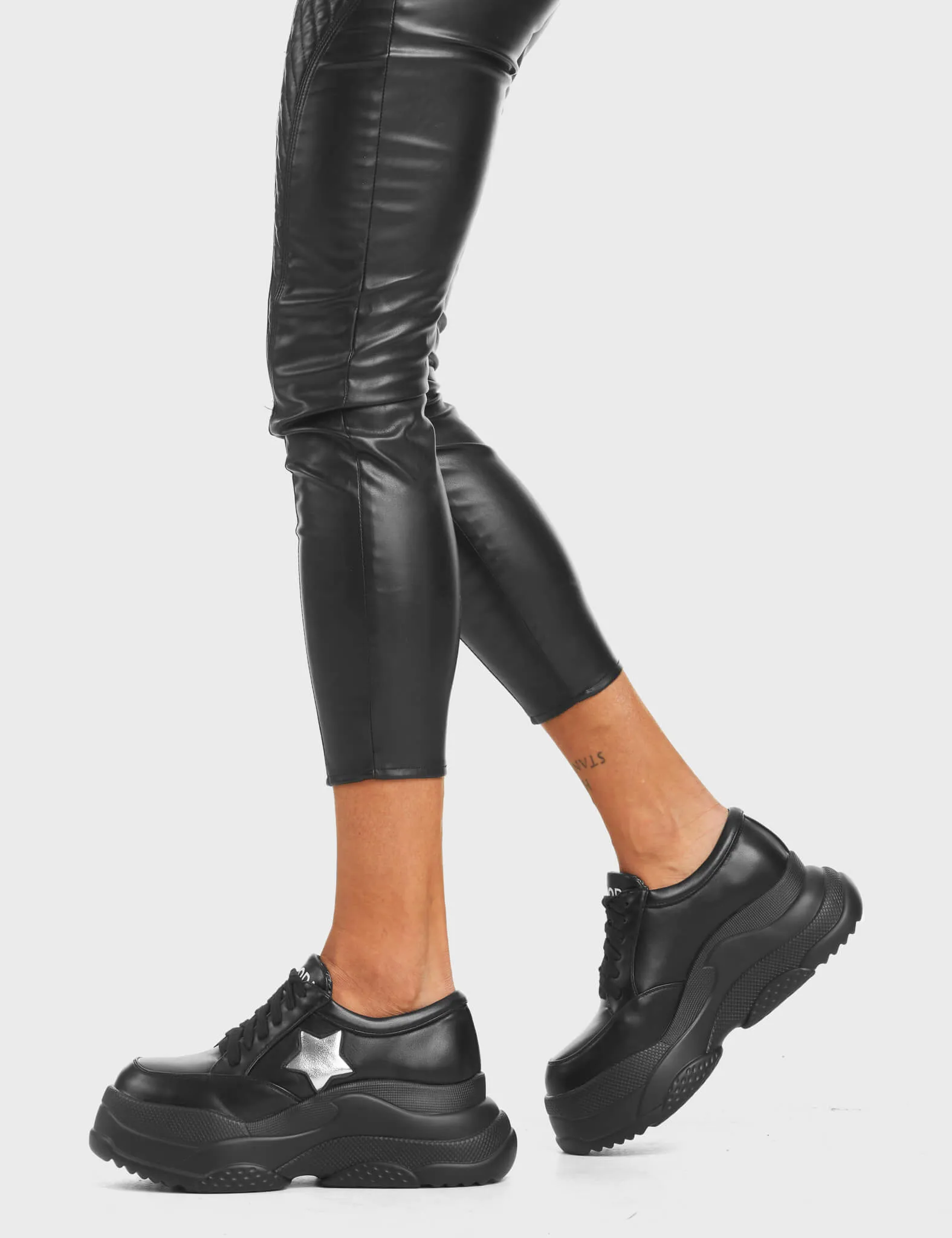 Venus Chunky Platform Sneakers